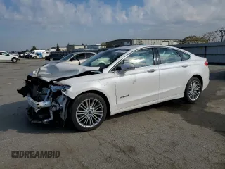 2014 Ford Fusion SE Hybrid with VIN 3FA6P0LU7ER195189, listed as a Copart auction lot 45669715 with 110,648 mi miles and Salvage Title. Bid and sale history available at carsss.com. Image 1.