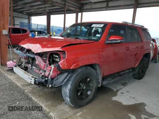2018 Toyota 4Runner SR5 z VIN JTEZU5JR0J5184085, wystawiony jako Copart lot #61967885 z przebiegiem 101 902 mil mil oraz Szkoda całkowita • Salvage title. Historia ofert i sprzedaży dostępna na DreamBid. Obrazek 1.