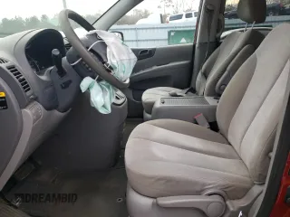 2014 Kia Sedona LX with VIN KNDMG4C72E6564721, listed as a Copart auction lot 41828055 with 150,670 mi miles and Salvage Title. Bid and sale history available at carsss.com. Image 7.