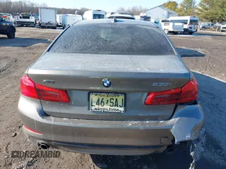2019 BMW 5 Series 530i xDrive with VIN WBAJA7C54KWW40517, listed as a IAAI auction lot 41427443 with 51,028 mi miles. Bid and sale history available at carsss.com. Image 14.