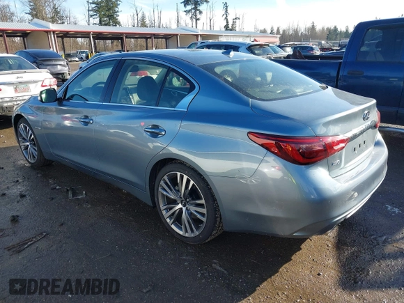 2018 Infiniti Q50 Hybrid Premium with VIN JN1AV7AR7JM540051, listed as a IAAI auction lot 41488180 with 1,110 mi miles and . Bid and sale history available at carsss.com. Image 3.