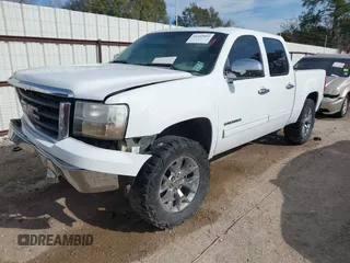 2008 GMC Sierra 1500 SLE1 with VIN 3GTEK13JX8G304275, listed as a IAAI auction lot 41249001 with 195,116 mi miles. Bid and sale history available at carsss.com. Image 18.