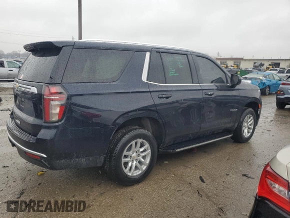 2021 Chevrolet Tahoe LS z VIN 1GNSCMKD6MR334050, wystawiony jako Copart lot #45303224 z przebiegiem 31 690 mil mil oraz . Historia ofert i sprzedaży dostępna na DreamBid. Obrazek 3.