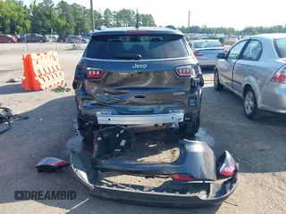 2023 Jeep Compass Latitude Lux with VIN 3C4NJDFN4PT521605, listed as a IAAI auction lot 42589618 with 11,579 mi miles and . Bid and sale history available at DreamBid. Image 17.