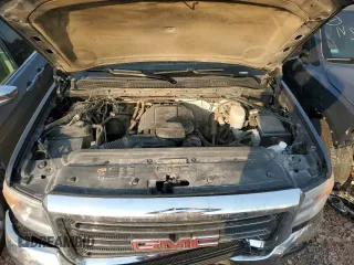 2015 GMC Sierra 2500HD SLT with VIN 1GT12ZEG8FF552439, listed as a Copart auction lot 72850724 with 147,888 mi miles and Salvage title. Bid and sale history available at DreamBid. Image 13.