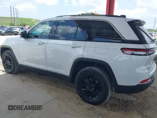 2023 Jeep Grand Cherokee Altitude с VIN 1C4RJHAG8PC670600, выставлен на аукционе IAAI как лот 42451895 с пробегом 39 598 миль миль и . История ставок и продаж доступна на DreamBid. Изображение 14.