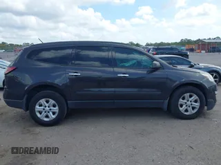 2017 Chevrolet Traverse LS with VIN 1GNKRFKD8HJ202180, listed as a IAAI auction lot 41961285 with 120,910 mi miles. Bid and sale history available at carsss.com. Image 13.