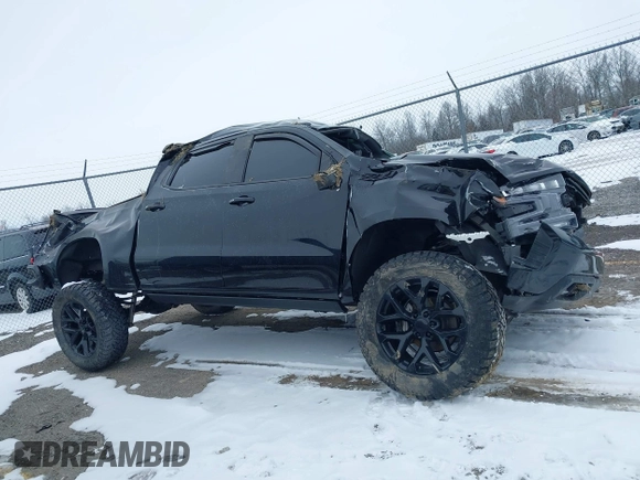 2022 Chevrolet Silverado 1500 LT Trail Boss with VIN 1GCPYFEDXNZ233067, listed as a IAAI auction lot 41618201 with 75,673 mi miles and . Bid and sale history available at DreamBid. Image 13.