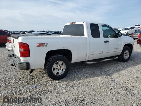 2011 Chevrolet Silverado 1500 LT with VIN 1GCRKSE32BZ174652, listed as a Copart auction lot 53080435 with 163,371 mi miles and Salvage Title. Bid and sale history available at DreamBid. Image 3.
