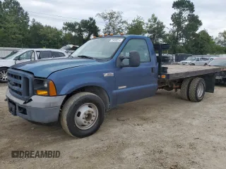 2006 Ford F-350 with VIN 1FDWF36P26EA76289, listed as a Copart auction lot 73438274 with 37,729 mi miles and Clean title. Bid and sale history available at DreamBid. Image 1.