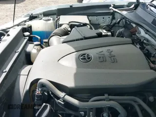 2019 Toyota Tacoma SR5 с VIN 5TFDZ5BN5KX044728, выставлен на аукционе IAAI как лот 43150392 с пробегом 147 827 миль миль и . История ставок и продаж доступна на DreamBid. Изображение 23.