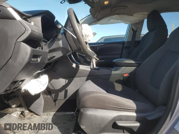 2021 Toyota RAV4 LE with VIN 2T3G1RFV1MC234301, listed as a Copart auction lot 50177345 with 86,696 mi miles and Salvage Title. Bid and sale history available at carsss.com. Image 7.
