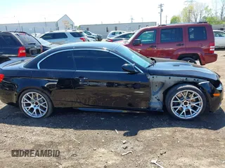 2011 BMW M3 z VIN WBSDX9C50BE585251, wystawiony jako IAAI lot #42097777 z przebiegiem 89 331 mil mil oraz . Historia ofert i sprzedaży dostępna na DreamBid. Obrazek 14.