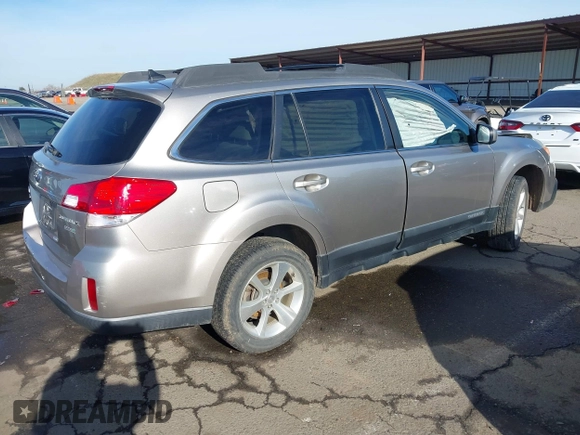 2014 Subaru Outback Limited with VIN 4S4BRBLC7E3325536, listed as a IAAI auction lot 41209727 with 128,758 mi miles and . Bid and sale history available at DreamBid. Image 4.