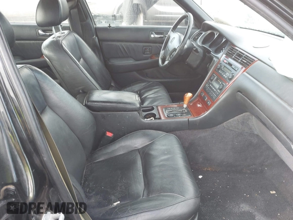 2002 Acura RL with VIN JH4KA96502C011187, listed as a IAAI auction lot 41324456 with 181,284 mi miles and . Bid and sale history available at DreamBid. Image 5.