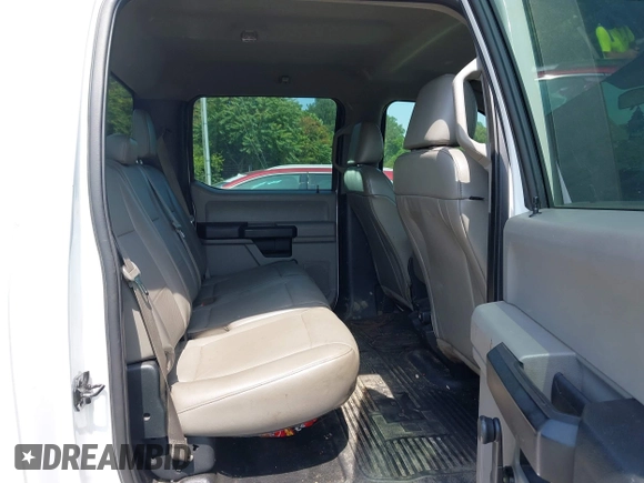 2017 Ford F-250 Lariat with VIN 1FT7W2B65HEC32263, listed as a IAAI auction lot 42281628 with 262,328 mi miles and . Bid and sale history available at DreamBid. Image 8.