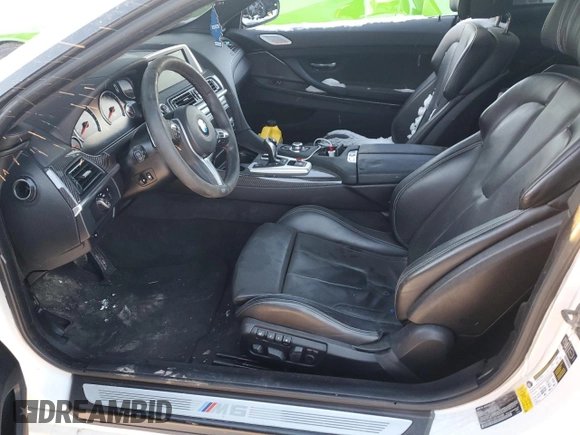 2014 BMW M6 z VIN WBSLX9C51ED160286, wystawiony jako Copart lot #38369134 z przebiegiem Nie podano mil oraz Szkody całkowita. Historia ofert i sprzedaży dostępna na DreamBid. Obrazek 7.