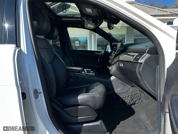 2016 Mercedes-Benz GLE with VIN 4JGDA5HB7GA738413, listed as a Copart auction lot 49106495 with NaN miles and Clean Title. Bid and sale history available at carsss.com. Image 5.