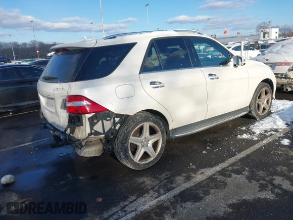 2015 Mercedes-Benz M 400 with VIN 4JGDA5GB7FA483181, listed as a IAAI auction lot 41353004 with 105,507 mi miles and . Bid and sale history available at DreamBid. Image 4.