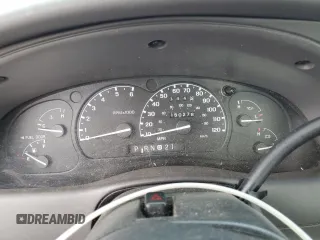 2002 Ford Ranger XL z VIN 1FTYR10U72TA09491, wystawiony jako Copart lot #61440305 z przebiegiem 150 278 mil mil oraz Czysty tytuł • Clean title. Historia ofert i sprzedaży dostępna na DreamBid. Obrazek 9.