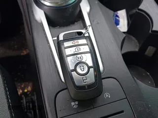 2022 Ford Escape SE with VIN 1FMCU9G64NUB95256, listed as a IAAI auction lot 42010127 with 32,009 mi miles and . Bid and sale history available at DreamBid. Image 11.