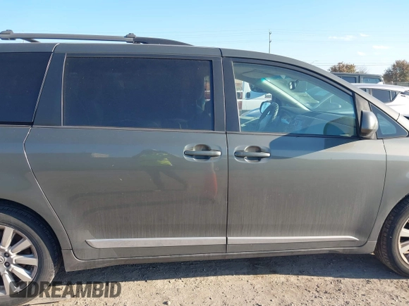 2012 Toyota Sienna LE with VIN 5TDJK3DCXCS039801, listed as a IAAI auction lot 41483248 with 165,548 mi miles. Bid and sale history available at carsss.com. Image 13.