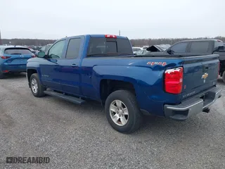 2017 Chevrolet Silverado 1500 LT with VIN 1GCVKREC0HZ325908, listed as a IAAI auction lot 41613561 with 53,552 mi miles. Bid and sale history available at carsss.com. Image 3.