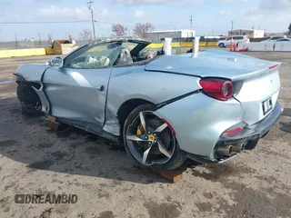 2022 Ferrari Portofino z VIN ZFF02RPA0N0278807, wystawiony jako IAAI lot #41012890 z przebiegiem 5325 mil mil oraz . Historia ofert i sprzedaży dostępna na DreamBid. Obrazek 3.