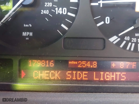 2005 BMW X5 3.0i with VIN 5UXFA13585LY02191, listed as a IAAI auction lot 41972273 with 179,816 mi miles. Bid and sale history available at carsss.com. Image 7.