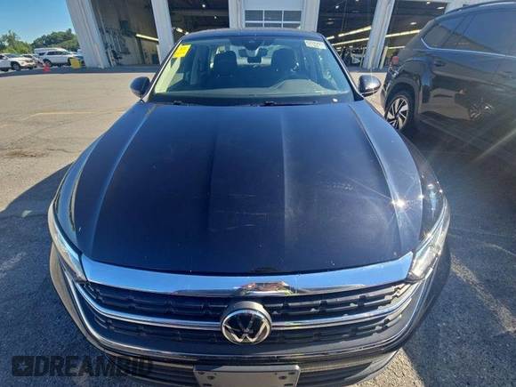 2024 Volkswagen Jetta S z VIN 3VW5M7BUXRM054755, wystawiony jako IAAI lot #42808965 z przebiegiem 23 995 mil mil oraz . Historia ofert i sprzedaży dostępna na DreamBid. Obrazek 3.