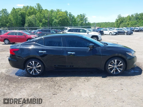 2017 Nissan Maxima SV z VIN 1N4AA6AP7HC409368, wystawiony jako IAAI lot #42253811 z przebiegiem 101 010 mil mil oraz . Historia ofert i sprzedaży dostępna na DreamBid. Obrazek 13.