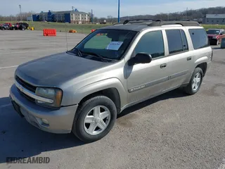 2003 Chevrolet TrailBlazer EXT LT with VIN 1GNES16S936226237, listed as a IAAI auction lot 41826283 with 178,197 mi miles. Bid and sale history available at carsss.com. Image 2.