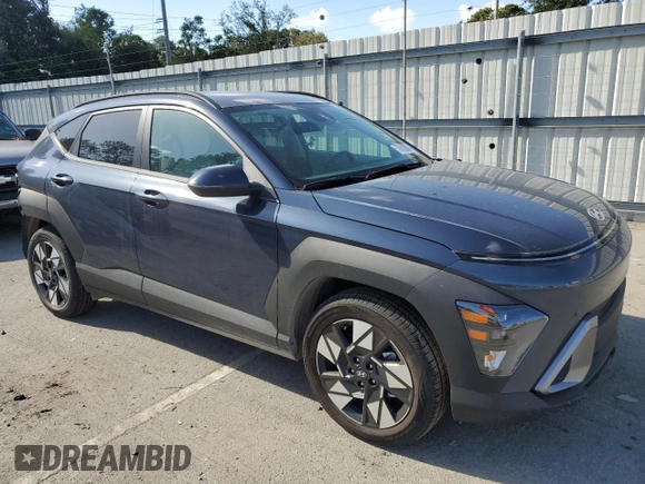 2024 Hyundai Kona SEL with VIN KM8HB3AB8RU104915, listed as a Copart auction lot 78610894 with 469 mi miles and Salvage Title. Bid and sale history available at carsss.com. Image 4.