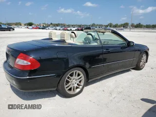 2008 Mercedes-Benz CLK 350 с VIN WDBTK56F18F244120, выставлен на аукционе Copart как лот 52082125 с пробегом 50 101 миль миль и На запчасти • Non repairable. История ставок и продаж доступна на DreamBid. Изображение 3.