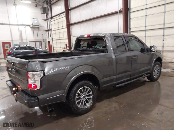 2018 Ford F-150 XL with VIN 1FTFX1E50JKG05240, listed as a IAAI auction lot 41495199 with 46,471 mi miles. Bid and sale history available at carsss.com. Image 4.