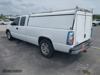 2005 Chevrolet Silverado 1500 LS with VIN 1GCEC19VX5E177408, listed as a IAAI auction lot 41758362 with 198,662 mi miles. Bid and sale history available at carsss.com. Image 3.