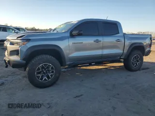 2024 Chevrolet Colorado 4WD ZR2 z VIN 1GCPTFEK3R1119557, wystawiony jako Copart lot #89189605 z przebiegiem 10 356 mil mil oraz Szkoda całkowita • Salvage title. Historia ofert i sprzedaży dostępna na DreamBid. Obrazek 1.