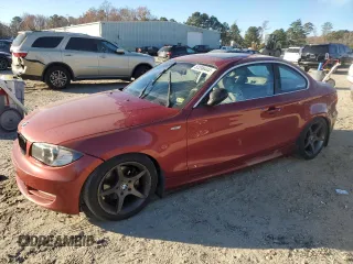 2009 BMW 1 Series 128i with VIN WBAUP73569VF09958, listed as a Copart auction lot 82096444 with 122,379 mi miles and Clean Title. Bid and sale history available at carsss.com. Image 1.