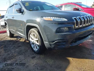 2018 Jeep Cherokee Latitude Plus with VIN 1C4PJLLX4JD584841, listed as a IAAI auction lot 41748249 with 74,203 mi miles. Bid and sale history available at carsss.com. Image 6.