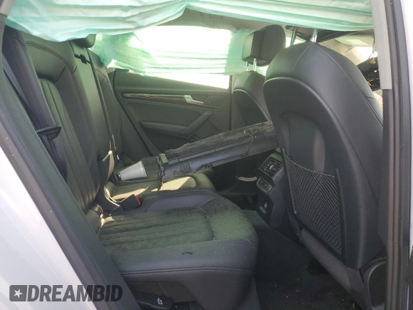 2018 Audi Q5 Premium with VIN WA1ANAFY2J2124036, listed as a Copart auction lot 49914905 with 0 mi miles and Non Repairable. Bid and sale history available at carsss.com. Image 12.
