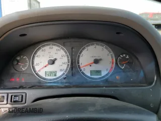 2002 Nissan Maxima GLE z VIN JN1DA31A62T000726, wystawiony jako Copart lot #71235864 z przebiegiem 219 647 mil mil oraz Szkoda całkowita • Salvage title. Historia ofert i sprzedaży dostępna na DreamBid. Obrazek 9.
