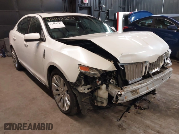 2010 Lincoln MKS with VIN 1LNHL9ER9AG611753, listed as a IAAI auction lot 41402237 with 143,859 mi miles. Bid and sale history available at carsss.com. Image 1.