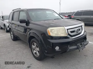 2009 Honda Pilot EX-L with VIN 5FNYF38589B015962, listed as a IAAI auction lot 42709464 with 258,049 mi miles and . Bid and sale history available at DreamBid. Image 1.