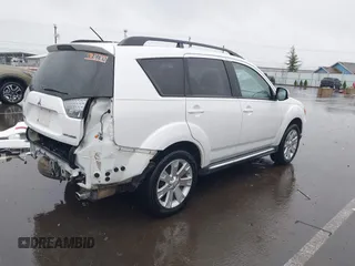 2011 Mitsubishi Outlander SE z VIN JA4AS3AW3BU019148, wystawiony jako IAAI lot #41851004 z przebiegiem 88 989 mil mil oraz . Historia ofert i sprzedaży dostępna na DreamBid. Obrazek 4.