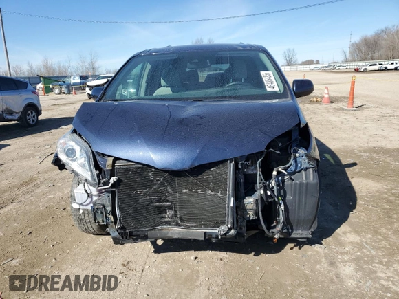 2018 Toyota Sienna LE Auto Access Seat with VIN 5TDKZ3DCXJS910757, listed as a Copart auction lot 46435435 with 80,774 mi miles and Salvage Title. Bid and sale history available at carsss.com. Image 5.