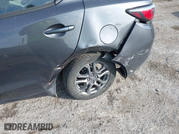 2019 Toyota Yaris Sedan L with VIN 3MYDLBYVXKY506966, listed as a IAAI auction lot 41455800 with 106,284 mi miles. Bid and sale history available at carsss.com. Image 17.