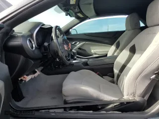 2018 Chevrolet Camaro 1LT with VIN 1G1FB3DS8J0123721, listed as a Copart auction lot 82825464 with 77,059 mi miles and Clean Title. Bid and sale history available at carsss.com. Image 7.