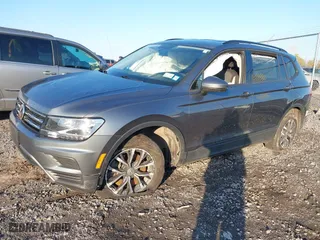 2021 Volkswagen Tiguan S with VIN 3VV0B7AX5MM000806, listed as a IAAI auction lot 40648538 with 38,224 mi miles. Bid and sale history available at carsss.com. Image 17.