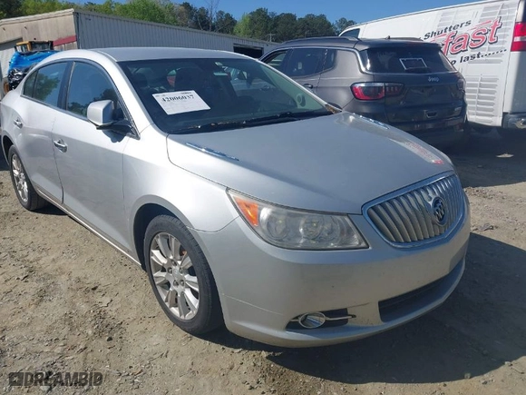 2012 Buick LaCrosse Leather with VIN 1G4GC5ER2CF171615, listed as a IAAI auction lot 42006037 with 136,591 mi miles. Bid and sale history available at carsss.com. Image 1.