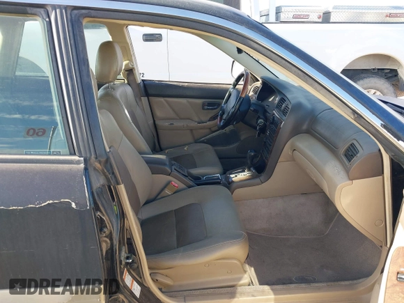 2001 Subaru Legacy Outback L.L. Bean with VIN 4S3BH806417676870, listed as a IAAI auction lot 41112023 with Not provided miles and . Bid and sale history available at DreamBid. Image 5.